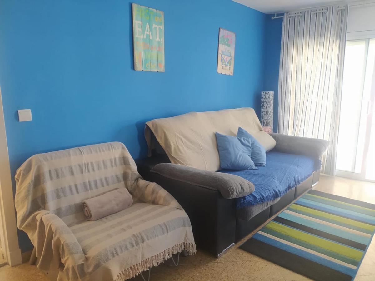 Reco 1 Apartment Салоу Екстериор снимка